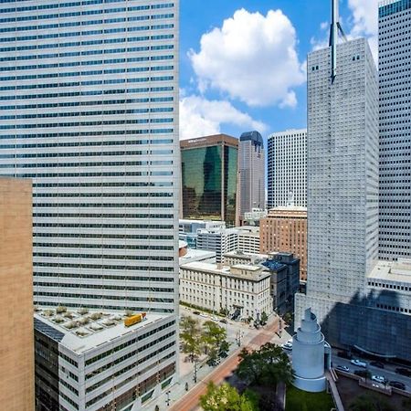 Bold 2BR 2BA w SKY POOL CozySuites Dallas Zewnętrze zdjęcie