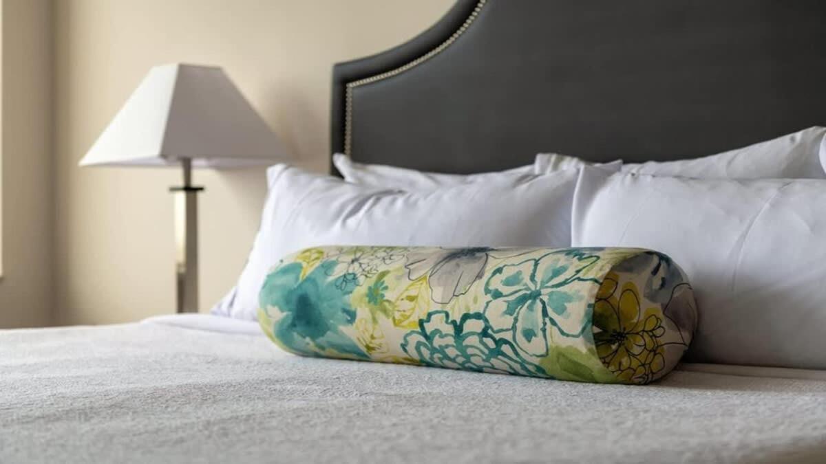 Bold 2BR 2BA w SKY POOL CozySuites Dallas Zewnętrze zdjęcie