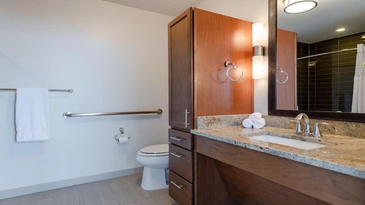 Bold 2BR 2BA w SKY POOL CozySuites Dallas Zewnętrze zdjęcie