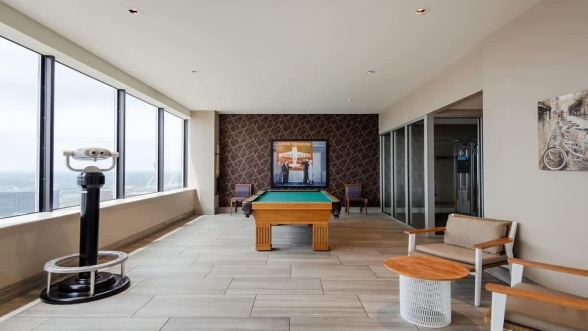 Bold 2BR 2BA w SKY POOL CozySuites Dallas Zewnętrze zdjęcie